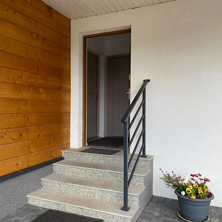 Apartamenty Fredry 레스코 외부 사진